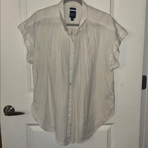 Gap Crinkle Gauze Short Sleeve Shirt Button Down, White Oversized, Size XL NWT - Picture 2 of 3